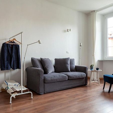 A Central Quiet Sunny Studio In 韦尔巴尼亚 外观 照片